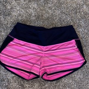 Lululemon shorts size 6